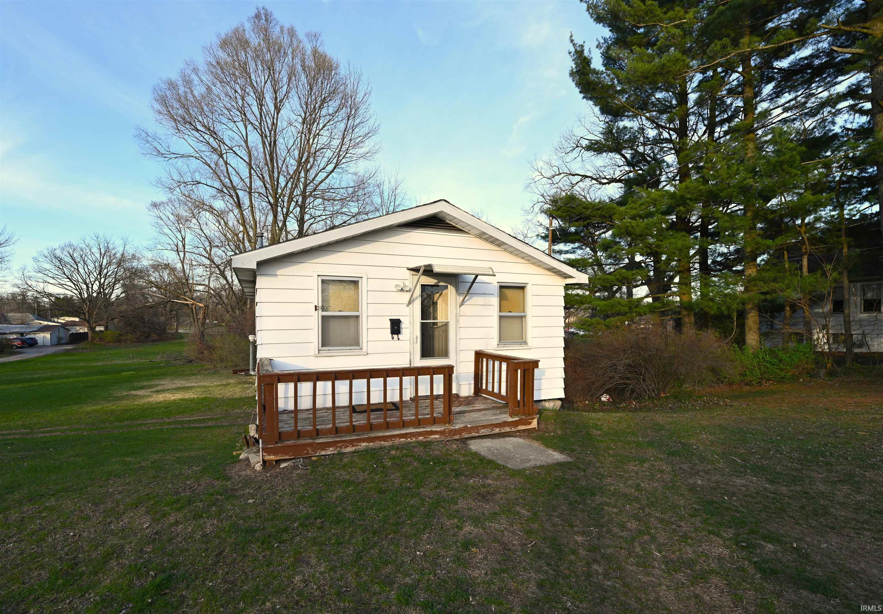 217 N Park Avenue North Judson IN 46366