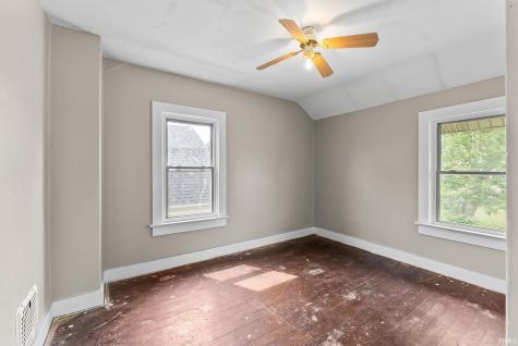705 Greenlawn Avenue Fort Wayne IN 46808