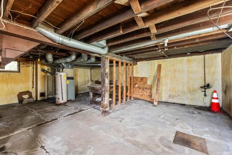 705 Greenlawn Avenue Fort Wayne IN 46808