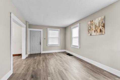 705 Greenlawn Avenue Fort Wayne IN 46808