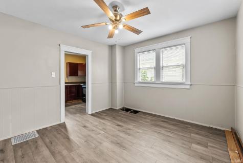 705 Greenlawn Avenue Fort Wayne IN 46808