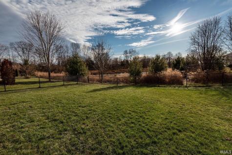 625 S Bobcat Bend Bloomington IN 47403