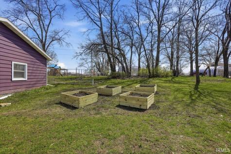 209 S Longshore Drive Walkerton IN 46574