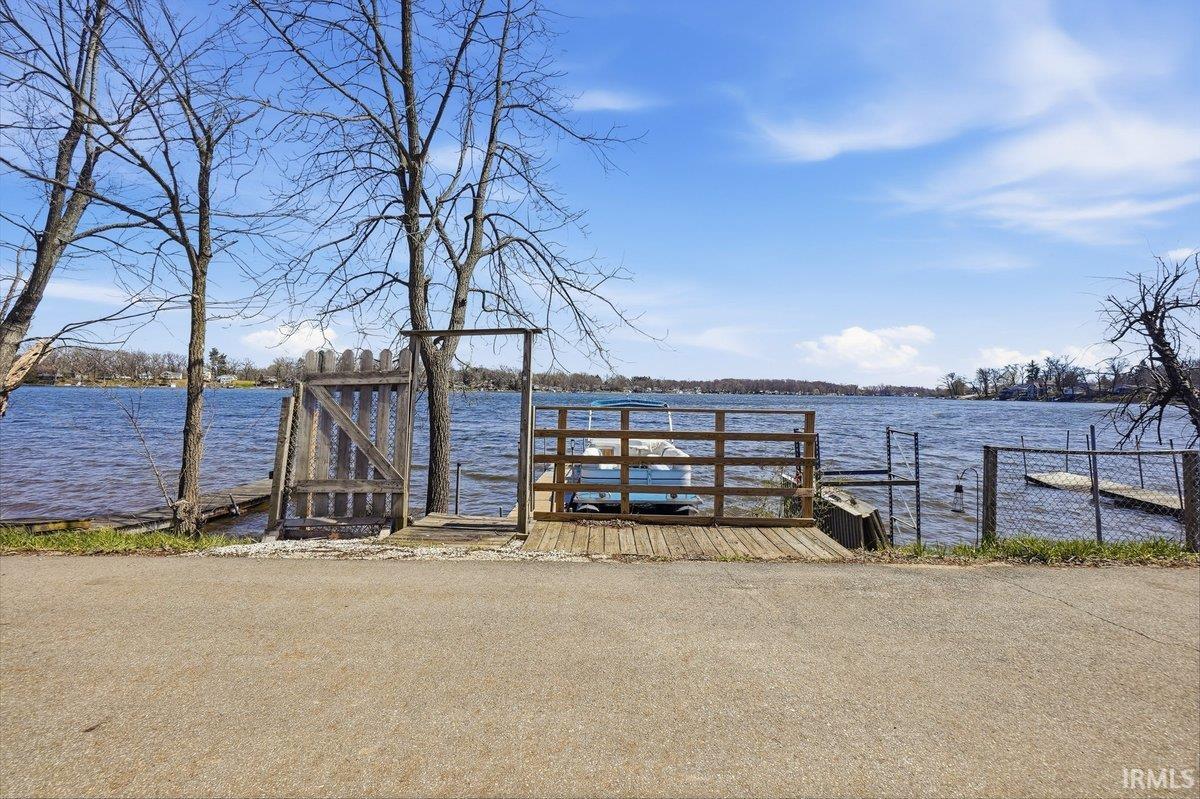 209 S Longshore Drive Walkerton IN 46574