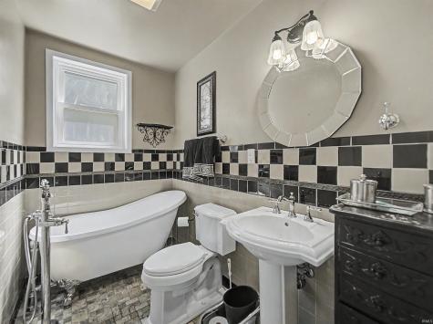 301 W Inglefield Road Evansville IN 47725