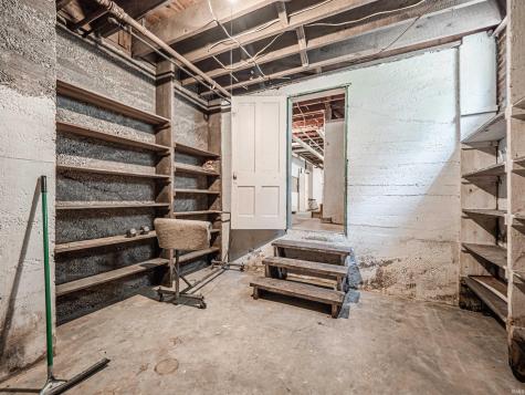 301 W Inglefield Road Evansville IN 47725