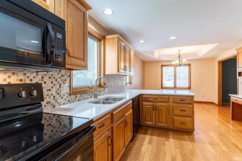 1529 Faulkner Court Fort Wayne IN 46815
