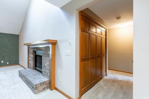 1529 Faulkner Court Fort Wayne IN 46815