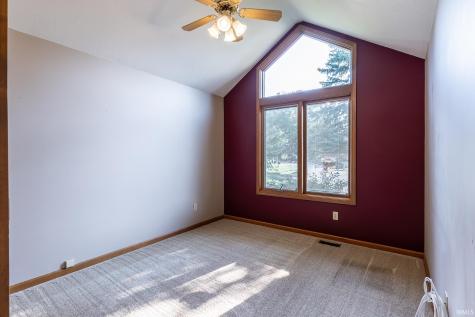 1529 Faulkner Court Fort Wayne IN 46815