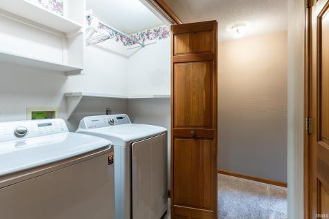 1529 Faulkner Court Fort Wayne IN 46815