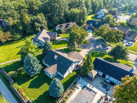 1529 Faulkner Court Fort Wayne IN 46815