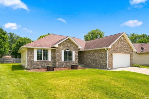 308 S Ivy Wood Drive Muncie IN 47304