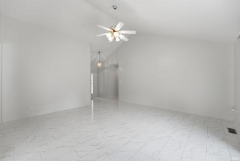 308 S Ivy Wood Drive Muncie IN 47304