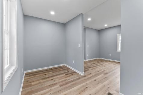 1632 Lumbard Street Fort Wayne IN 46803