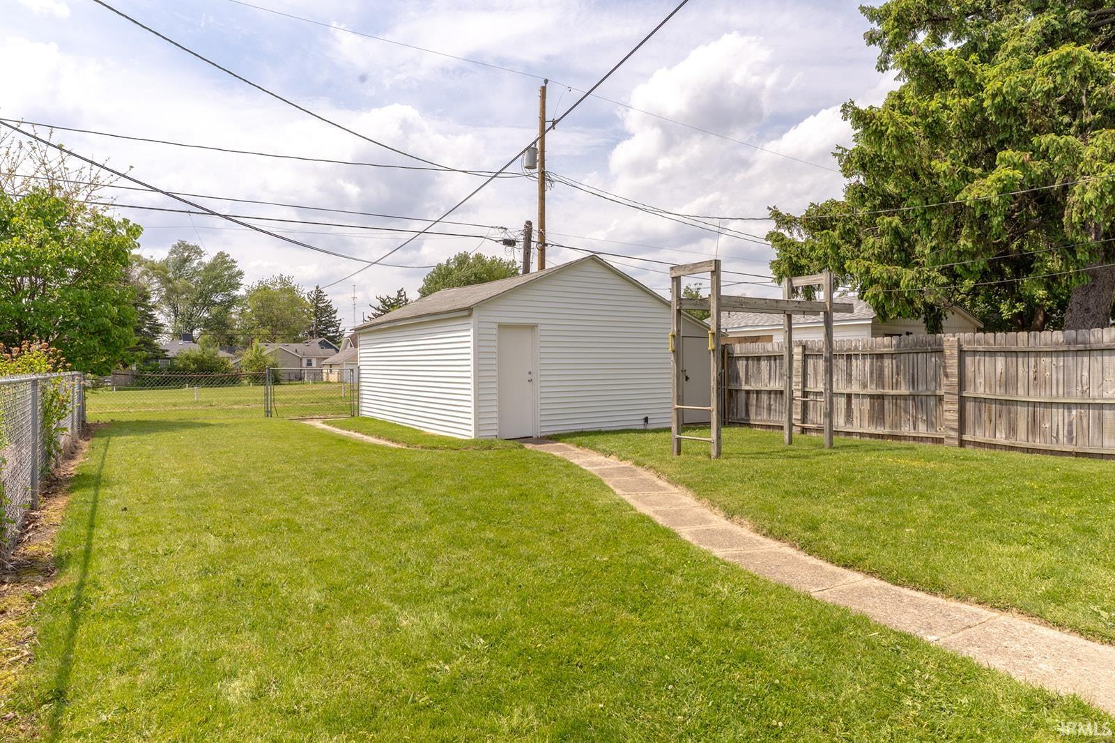 931 Emerson Avenue South Bend IN 46615