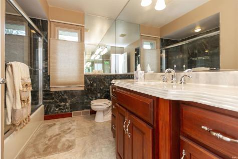 16830 Londonberry Lane South Bend IN 46635