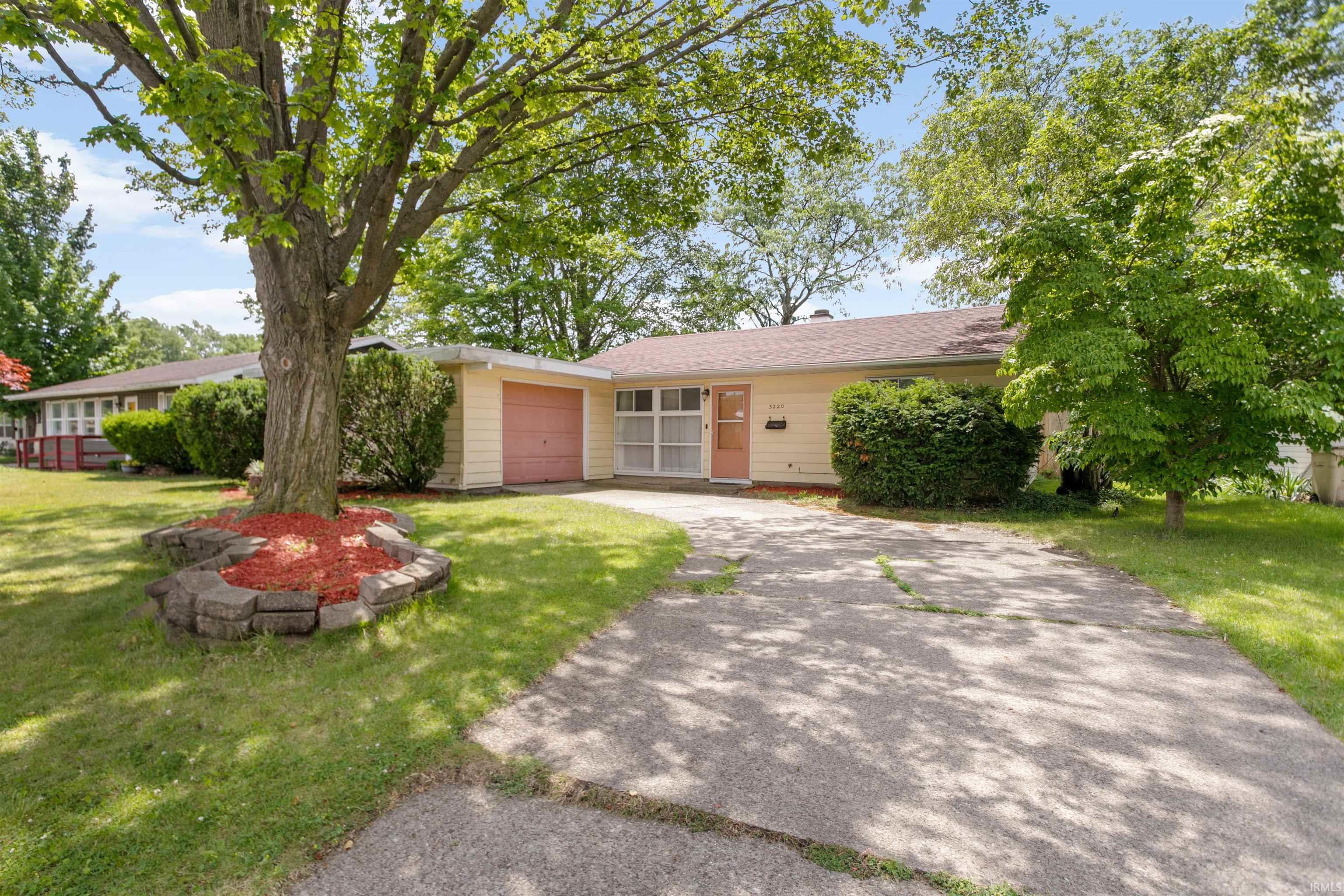 3220 Rexford Drive South Bend IN 46615