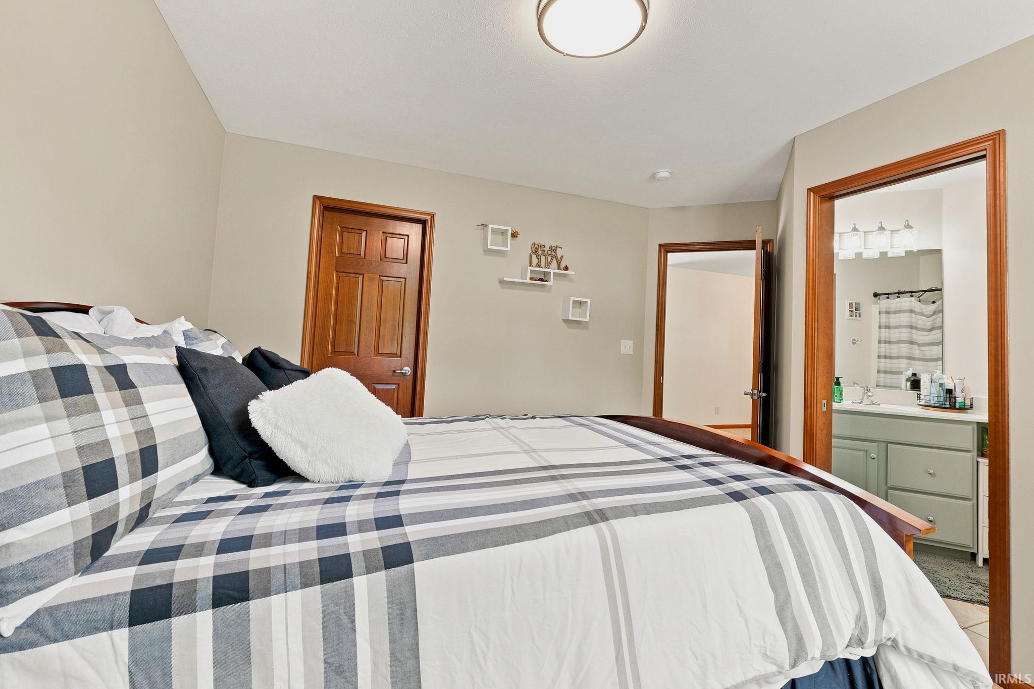 13283 Cedar Creek Drive Middlebury IN 46540
