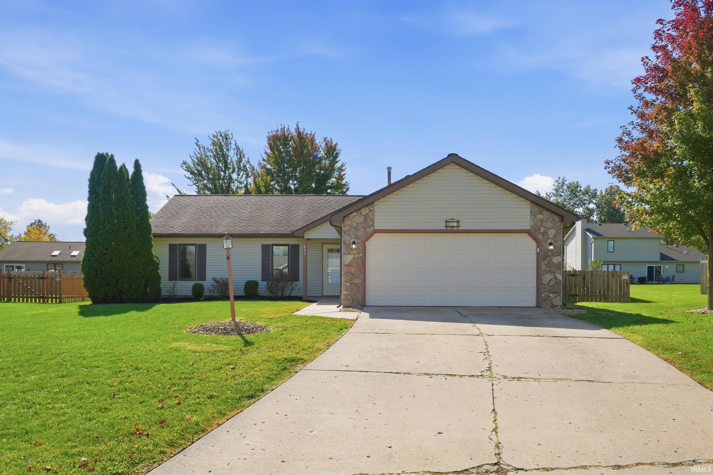 833 Laurel Hill Place Fort Wayne IN 46825