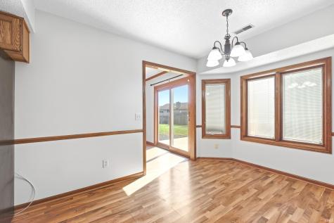 833 Laurel Hill Place Fort Wayne IN 46825