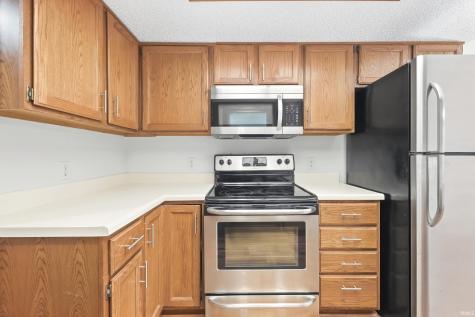 833 Laurel Hill Place Fort Wayne IN 46825