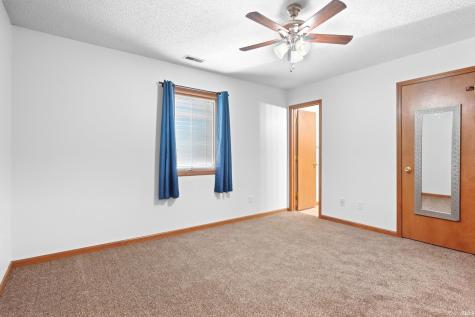 833 Laurel Hill Place Fort Wayne IN 46825