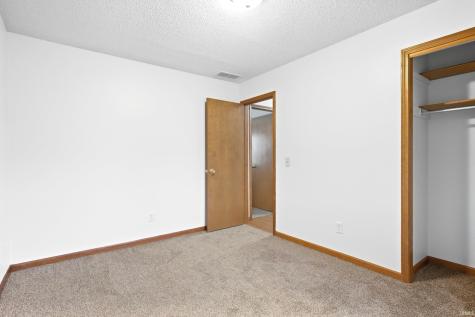 833 Laurel Hill Place Fort Wayne IN 46825