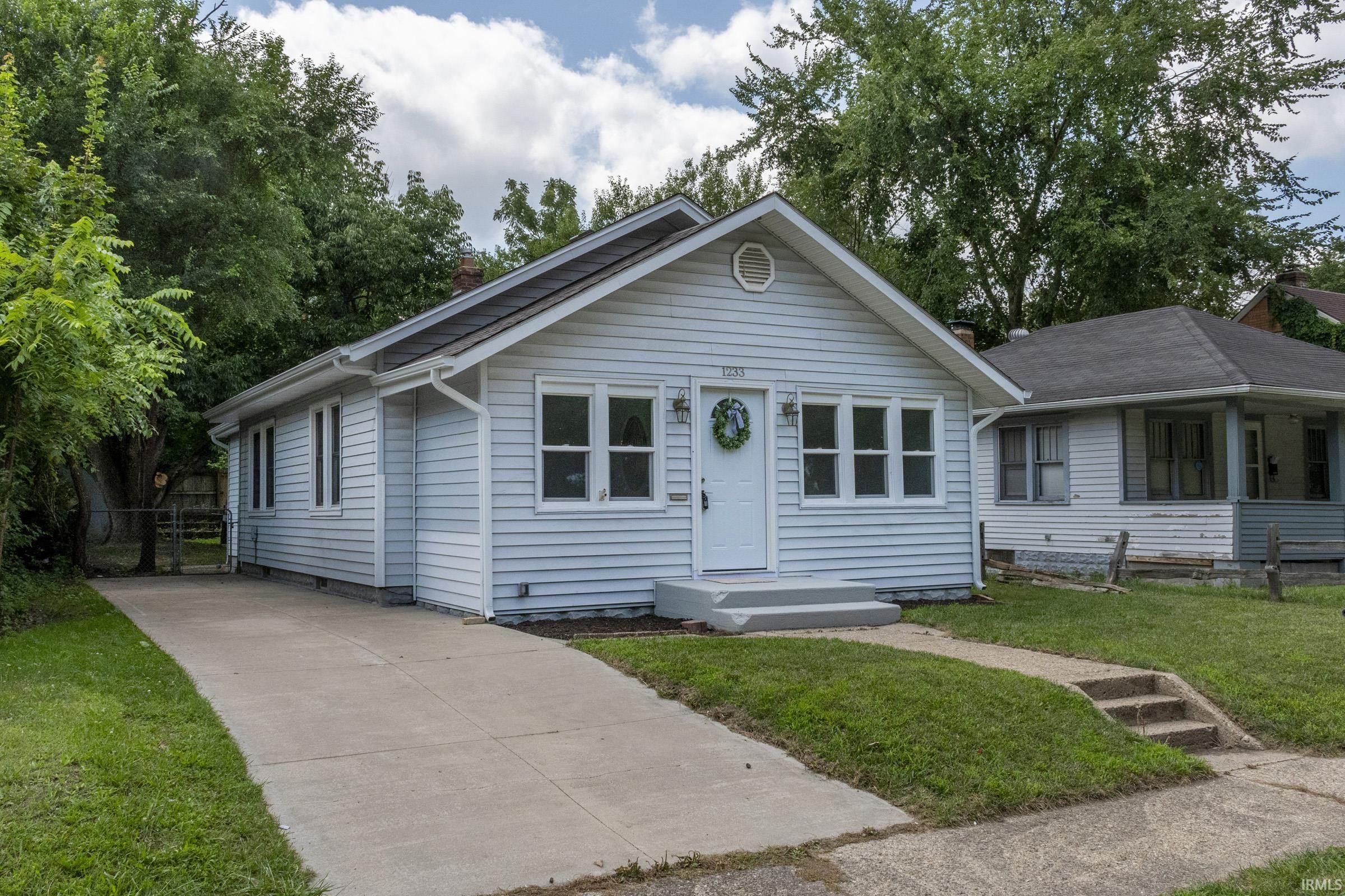 1233 Wilber Street South Bend IN 46628