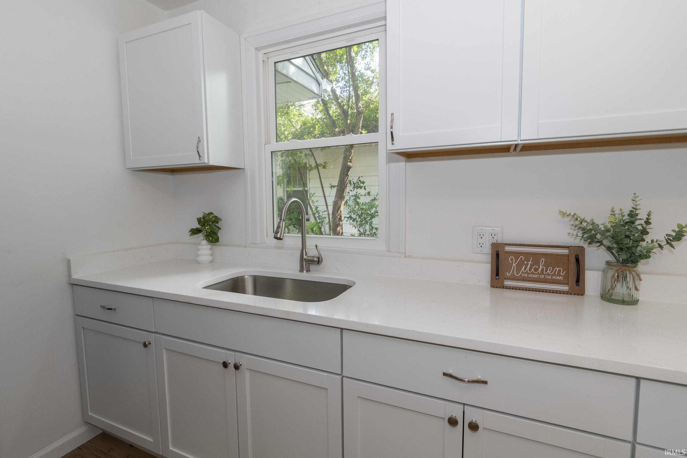 1233 Wilber Street South Bend IN 46628