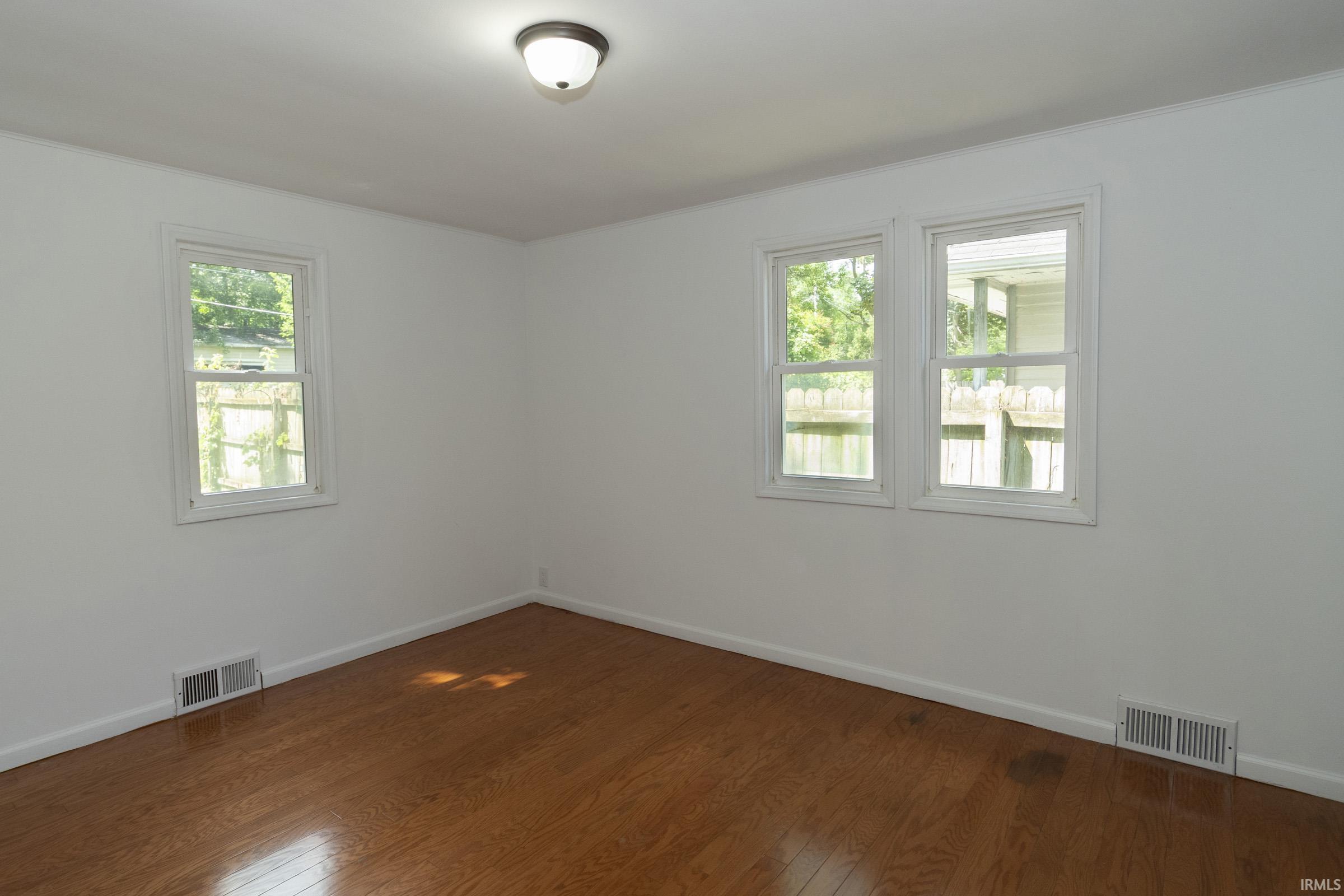 1233 Wilber Street South Bend IN 46628