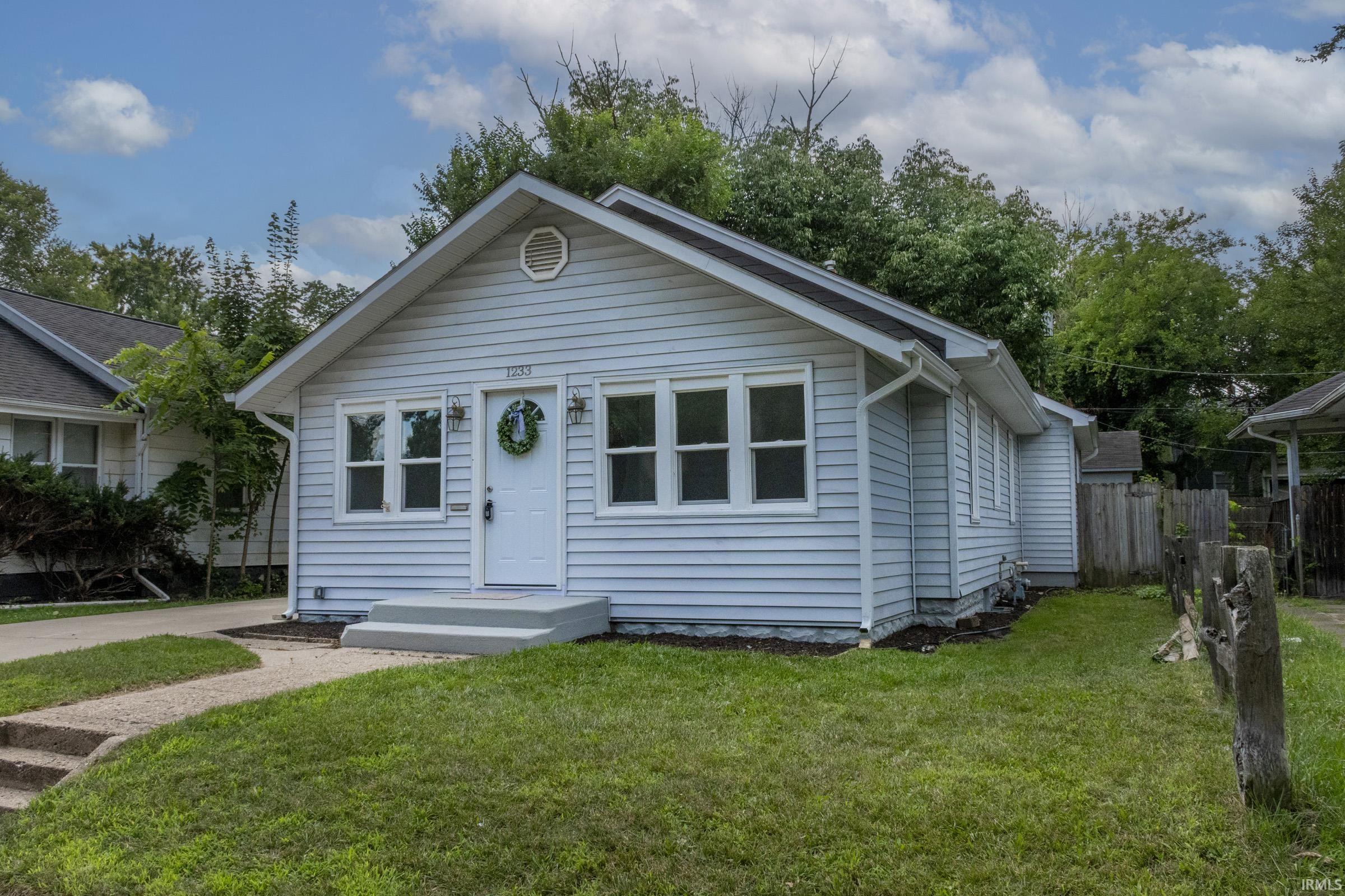 1233 Wilber Street South Bend IN 46628