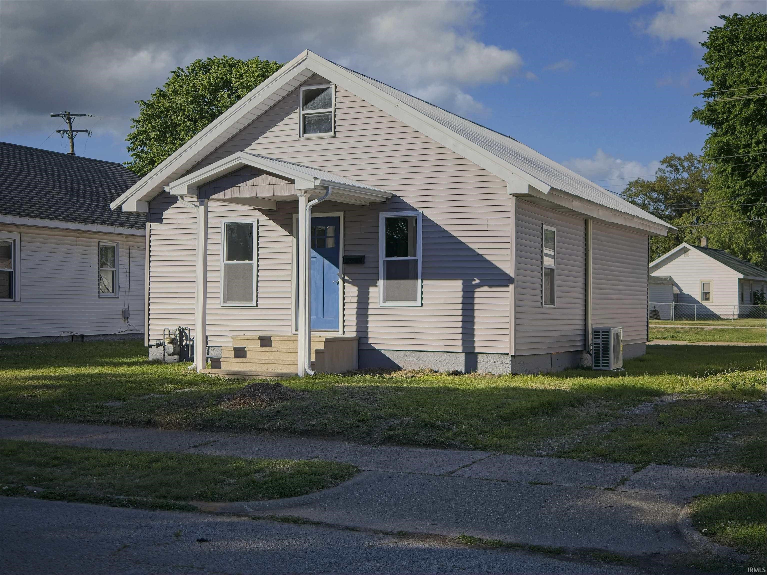 1320 Perry Street Vincennes IN 47591