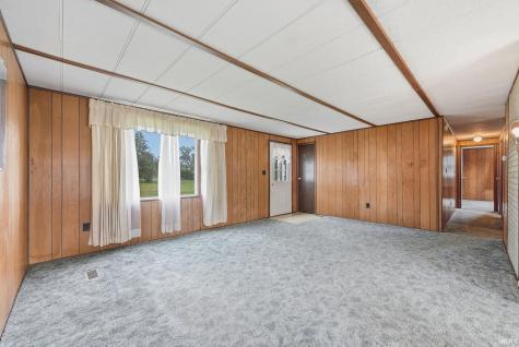 406 E Kendall Street Lafontaine IN 46940