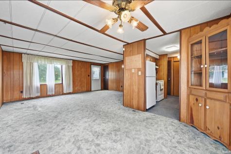 406 E Kendall Street Lafontaine IN 46940
