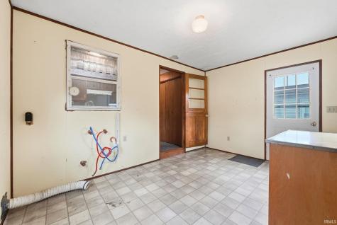 406 E Kendall Street Lafontaine IN 46940