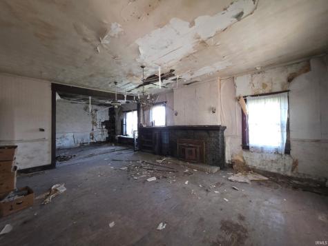 504 N Main Street Bicknell IN 47512