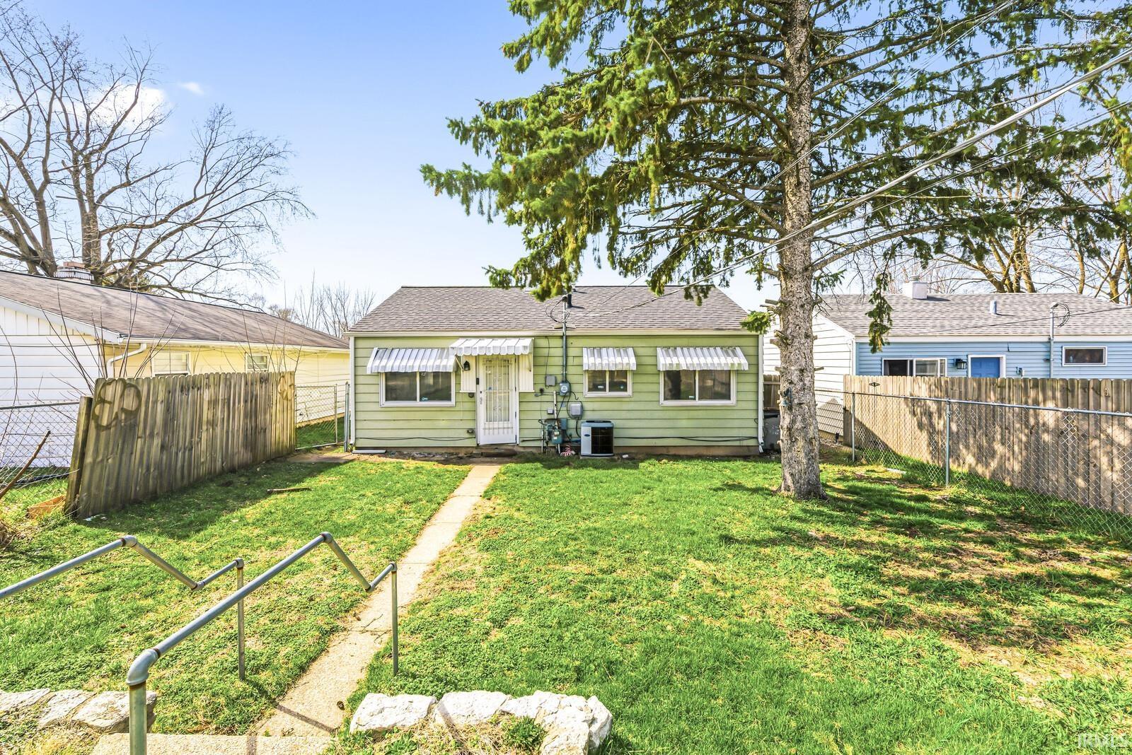 2110 S Gertrude Street South Bend IN 46613