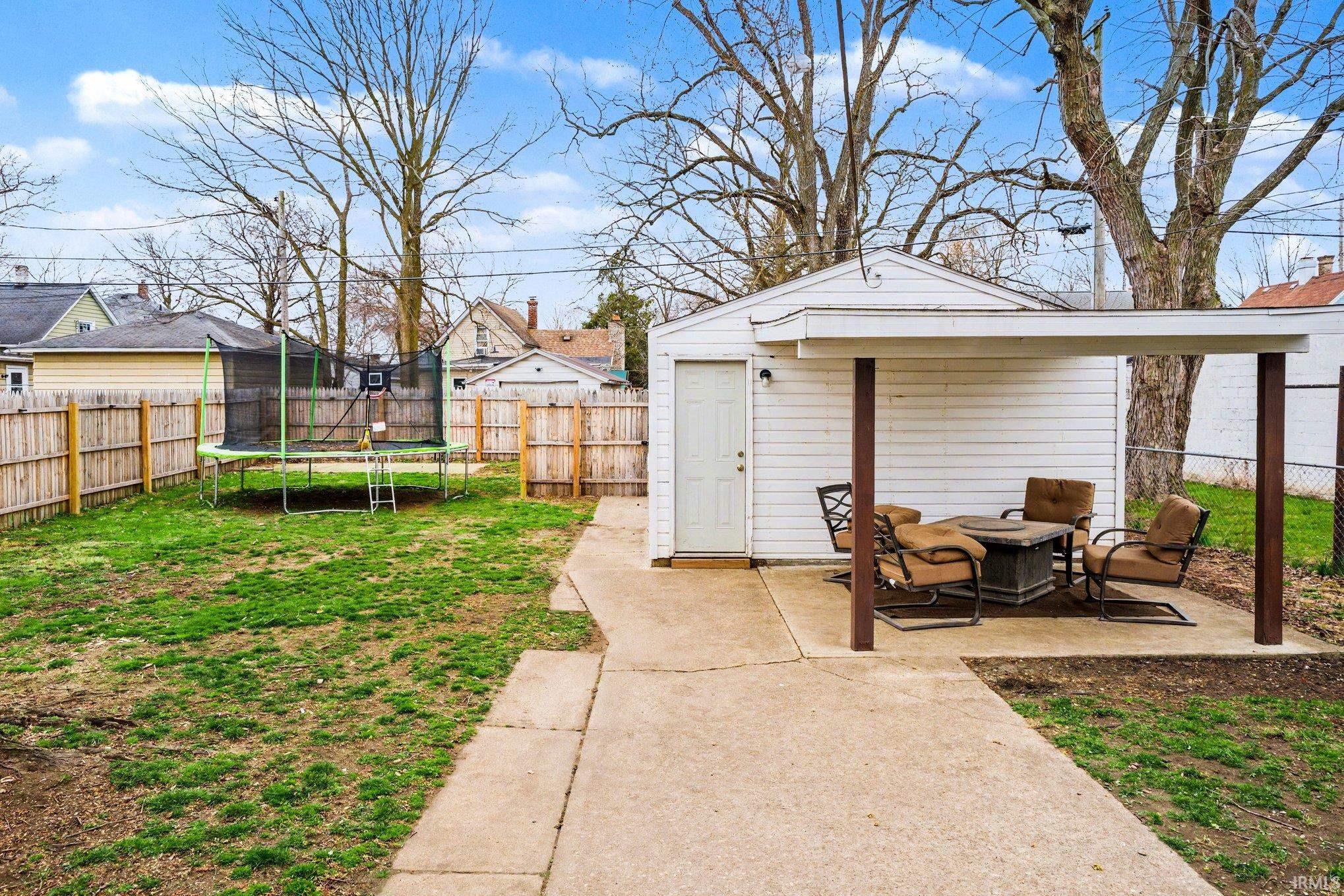 215 Smith Street Mishawaka IN 46544