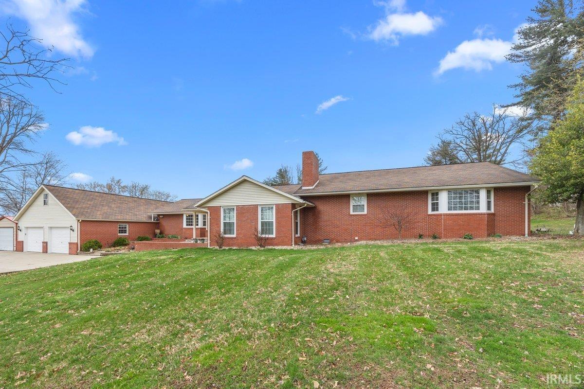 303 S Washington Street Huntingburg IN 47542