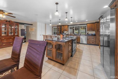 303 S Washington Street Huntingburg IN 47542