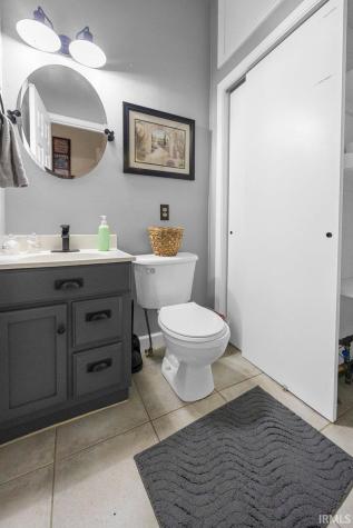 303 S Washington Street Huntingburg IN 47542
