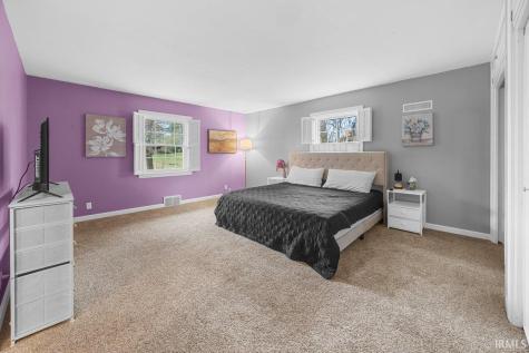 303 S Washington Street Huntingburg IN 47542