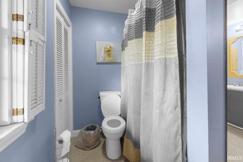 303 S Washington Street Huntingburg IN 47542