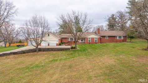 303 S Washington Street Huntingburg IN 47542