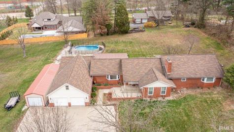 303 S Washington Street Huntingburg IN 47542