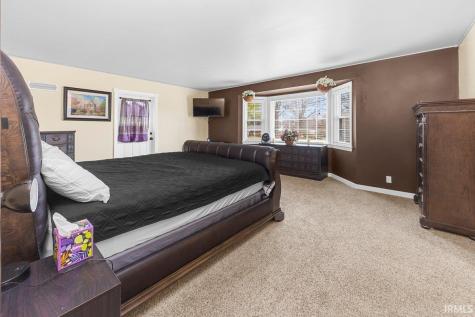 303 S Washington Street Huntingburg IN 47542
