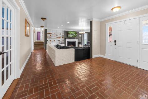 303 S Washington Street Huntingburg IN 47542