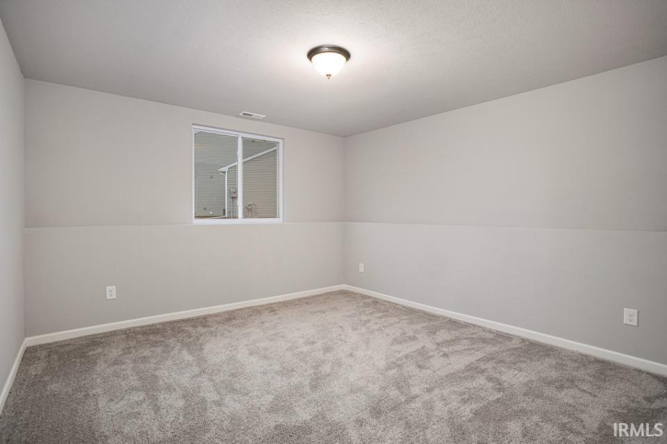 682 S Paradise Drive Rochester IN 46975