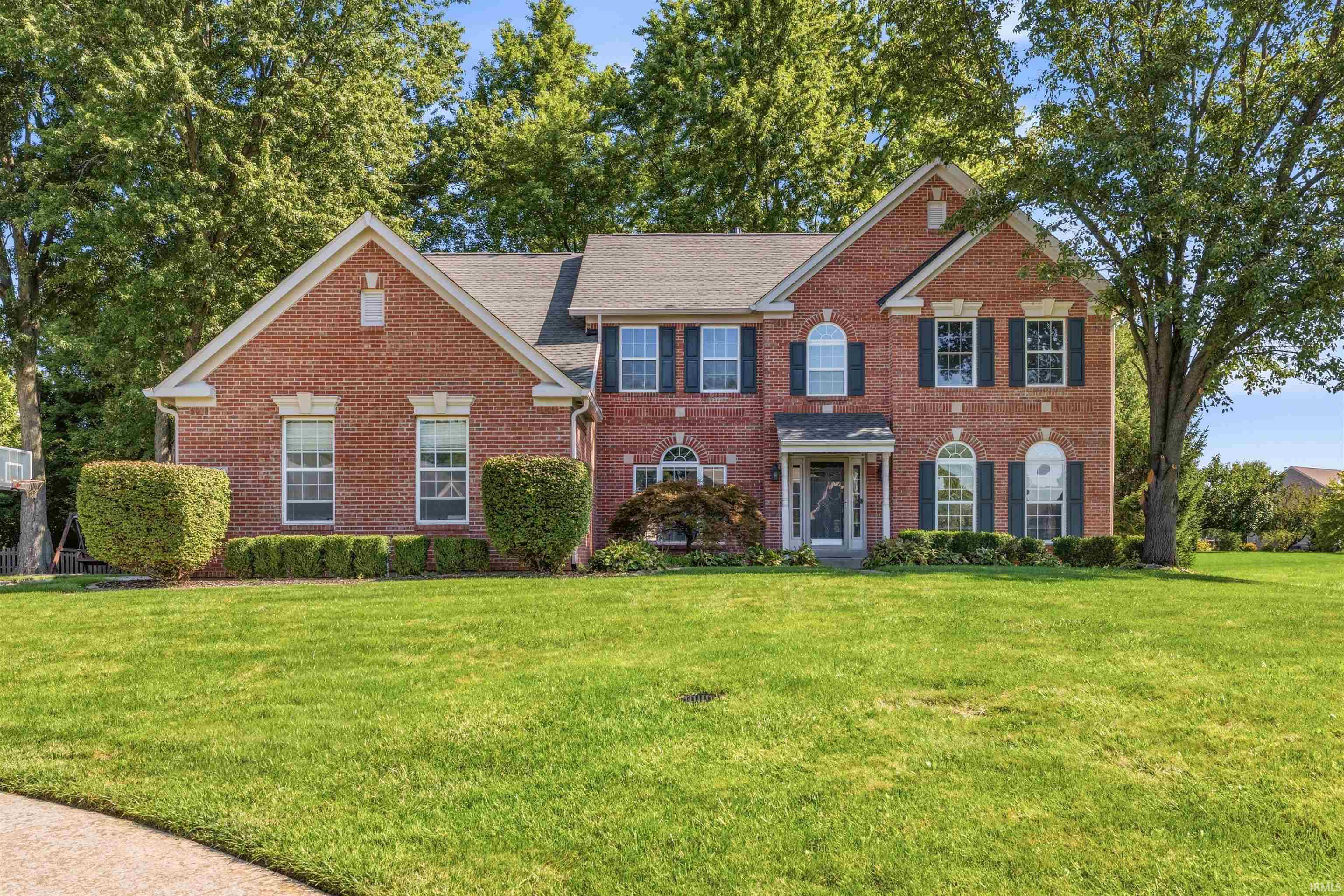 Avon IN, 6374 Timberbluff Circle