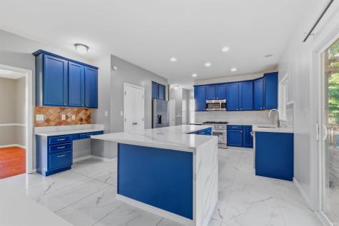 6374 Timberbluff Circle Avon IN 46123